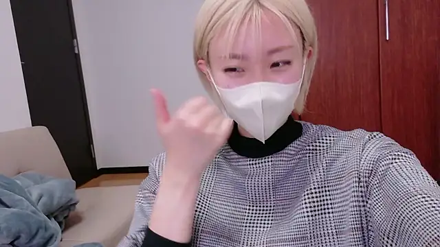 Nana  ch online show from April 1, 6:16 pm