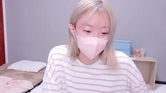 Snapshot of Nana__ch chatting on November 11, 4:40 am Nana ch online show from November 11, 4:40 am