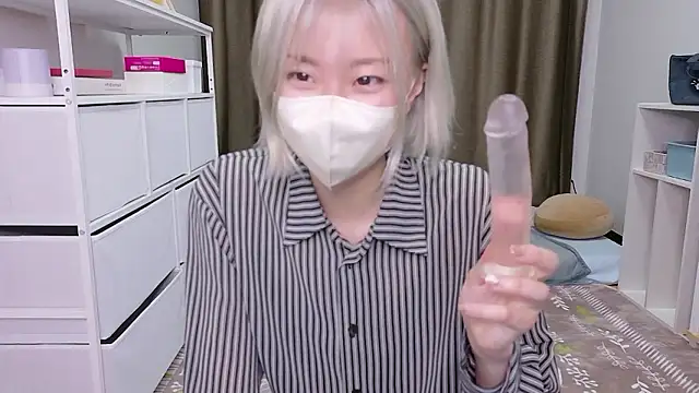 Nana  ch online show from May 26, 11:52 am