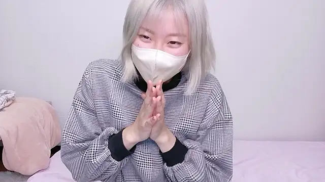 Nana  ch online show from May 25, 6:06 pm