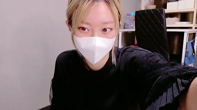 Snapshot of Nana__ch chatting on October 22, 11:09 am Nana ch online show from October 22, 11:09 am