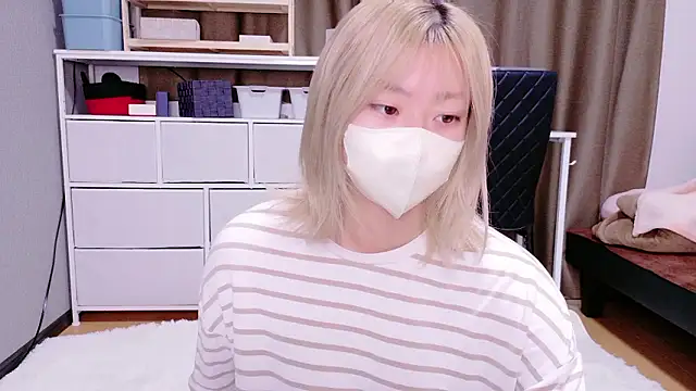 Snapshot of Nana__ch chatting on November 28, 4:34 am Nana ch online show from November 28, 4:34 am