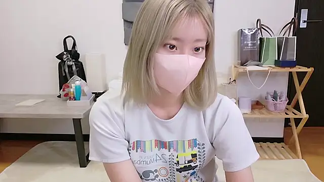 Snapshot of Nana__ch chatting on November 12, 11:36 am Nana ch online show from November 12, 11:36 am