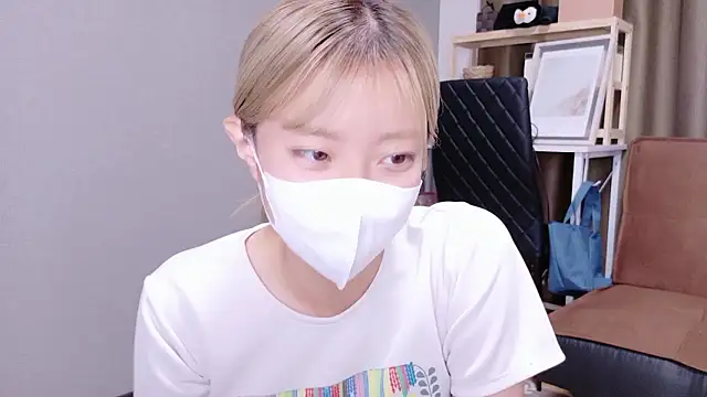 Snapshot of Nana__ch chatting on September 29, 6:20 am Nana ch online show from September 29, 6:20 am