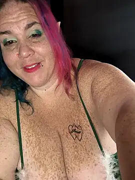 Courdles online show from December 22, 8:53 pm