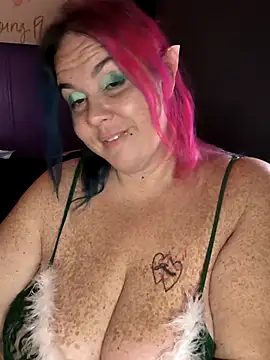 Courdles online show from December 17, 8:58 pm