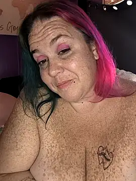 Courdles online show from December 14, 11:54 pm