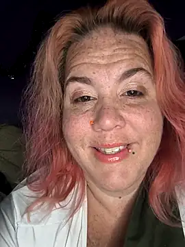 Courdles online show from October 26, 7:20 am