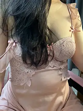 Snapshot of Orianna69 chatting on February 26, 2:44 am Orianna69 online show from February 26, 2:44 am