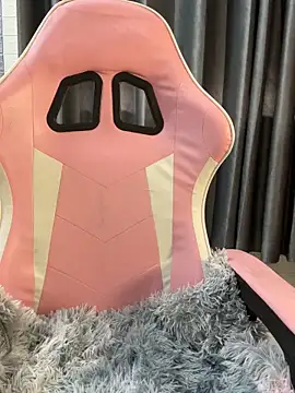 Snapshot of Orianna69 chatting on March 2, 1:50 am Orianna69 online show from March 2, 1:50 am