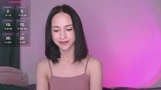 MiaSweetasHoney online show from October 6, 7:09 am