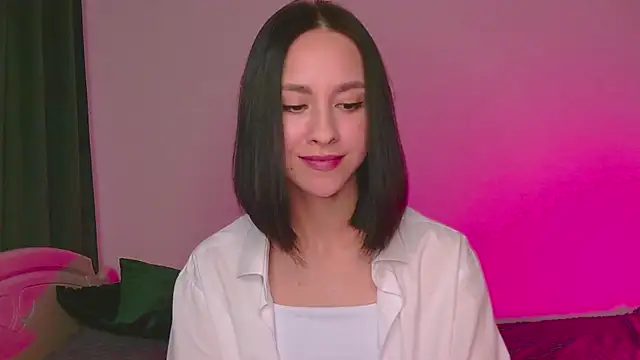 MiaSweetasHoney online show from September 15, 9:32 am