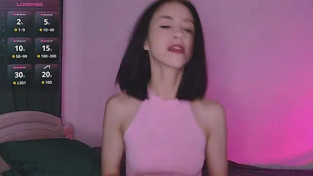 MiaSweetasHoney online show from October 8, 6:15 am