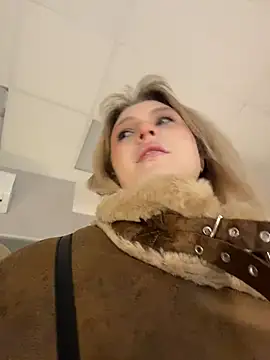 CaitlinSugar online show from February 9, 4:10 am