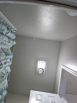 SHEILYN  online show from March 10, 3:32 am