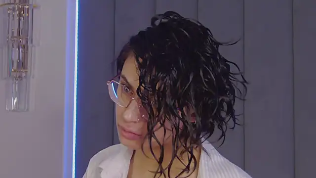 VioletAsh online show from March 23, 4:45 am