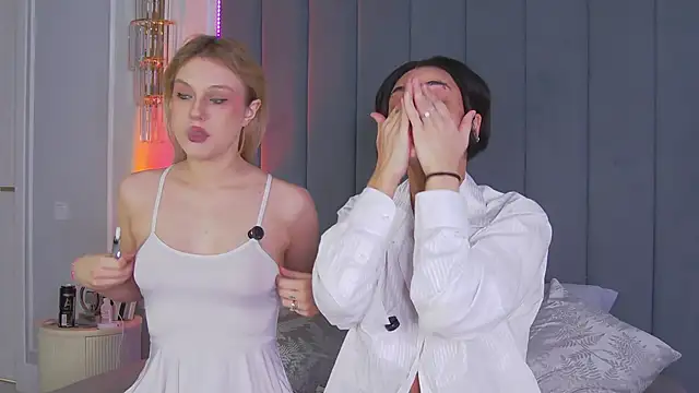 Snapshot of VioletAsh chatting on November 16, 4:50 am VioletAsh online show from November 16, 4:50 am