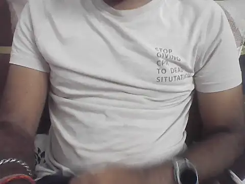 joshisdwe online show from November 4, 6:33 pm