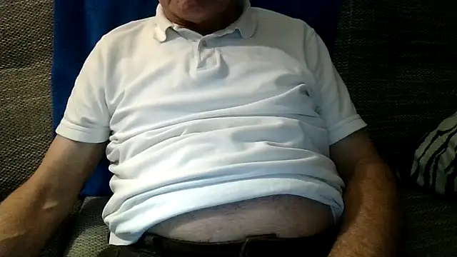 Snapshot of velikifant7 chatting on February 18, 5:31 pm velikifant7 online show from February 18, 5:31 pm