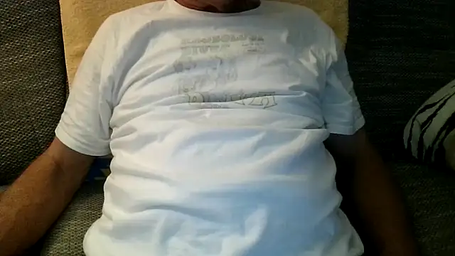 velikifant7 online show from March 12, 5:06 pm