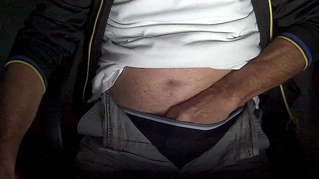 velikifant7 online show from December 18, 5:23 am