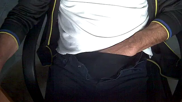 velikifant7 online show from April 19, 4:13 am