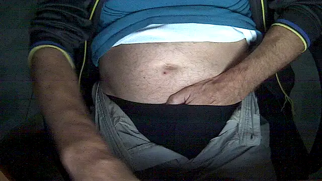 velikifant7 online show from December 4, 5:28 am