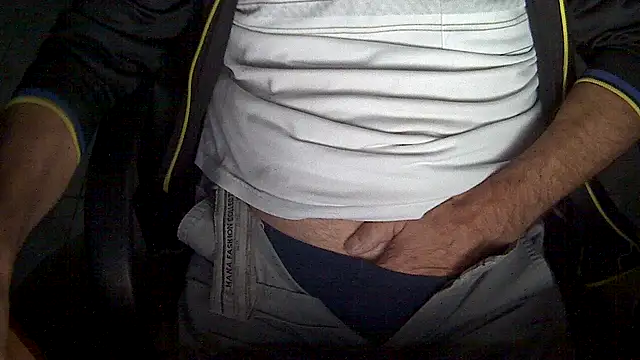 velikifant7 online show from December 15, 5:57 am