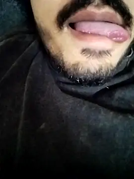 Hotyy subhu online show from November 9, 3:05 pm