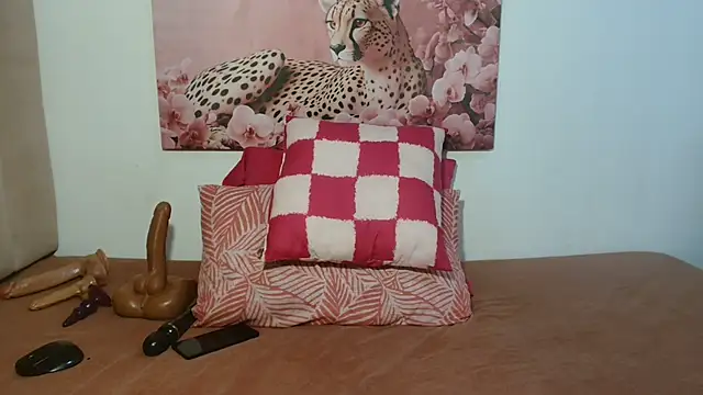 GorillaGripCunt77 online show from March 3, 10:33 am