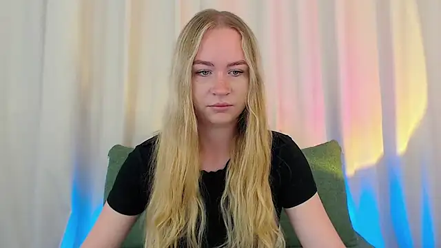 Snapshot of Mystic_Chloe chatting on September 9, 12:54 am Mystic Chloe online show from September 9, 12:54 am