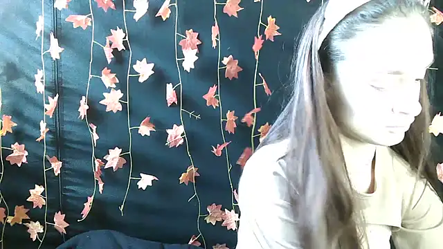 Snapshot of __Leyla__ chatting on October 19, 12:30 pm Leyla online show from October 19, 12:30 pm