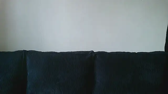 Snapshot of __Leyla__ chatting on October 13, 9:33 am Leyla online show from October 13, 9:33 am