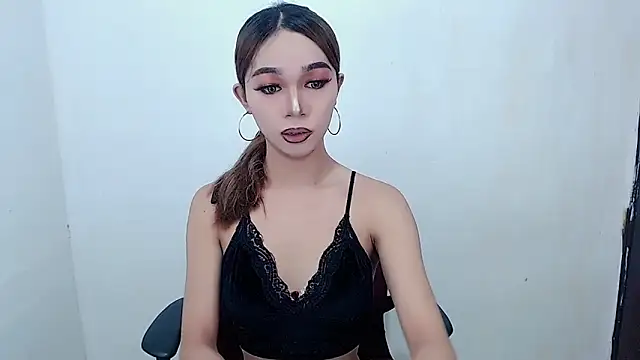 Snapshot of aelinhot chatting on September 19, 6:12 pm aelinhot online show from September 19, 6:12 pm