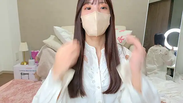 riri  nyan o0 online show from May 13, 5:14 am