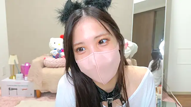 riri  nyan o0 online show from July 5, 12:48 am