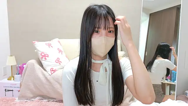 riri  nyan o0 online show from May 30, 5:14 am