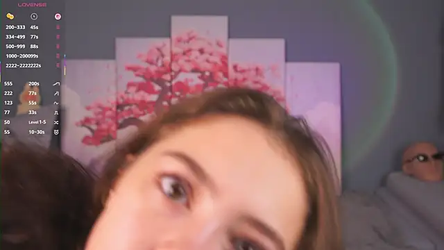 Snapshot of KissieKat chatting on October 19, 7:33 am KissieKat online show from October 19, 7:33 am