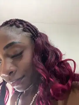 Snapshot of Astergray21 chatting on February 3, 1:05 pm Astergray21 online show from February 3, 1:05 pm