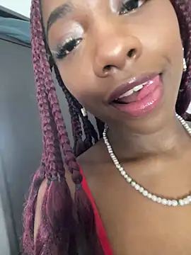 Snapshot of Astergray21 chatting on February 18, 1:07 pm Astergray21 online show from February 18, 1:07 pm