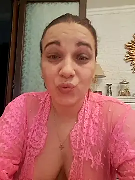 Snapshot of PalomaDesireee chatting on October 13, 6:04 am PalomaDesireee online show from October 13, 6:04 am