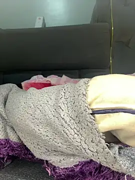 ewatyu online show from February 17, 8:17 pm