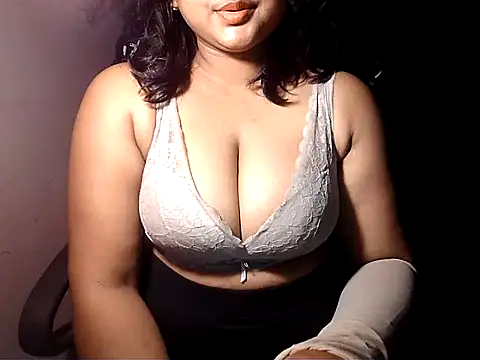 PatnakiRitu1 online show from September 13, 3:06 am