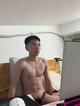 XTTX49 online show from March 24, 3:56 pm