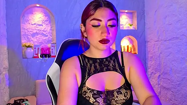 Sophia tf online show from March 3, 8:27 pm