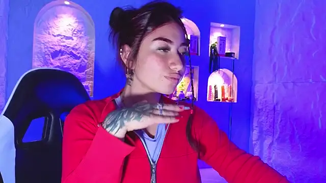 Sophia tf online show from March 21, 3:41 am