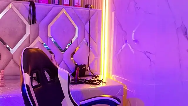 Sophia tf online show from April 10, 8:16 pm