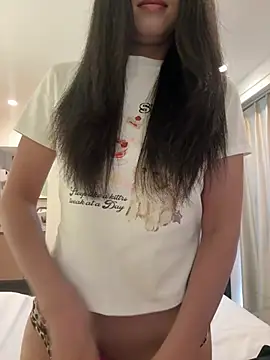 77momomo online show from May 3, 3:00 am