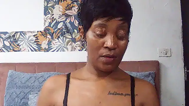 SweetPortableAmber online show from December 15, 9:20 pm