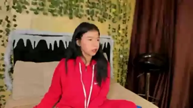 Snapshot of Tiffany_Nm chatting on December 19, 1:13 pm Tiffany Nm online show from December 19, 1:13 pm